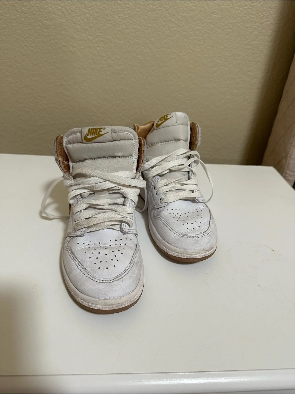 Nike Jordan  Kids High-Top AJ1  Sneakers - White & Metallic Gold